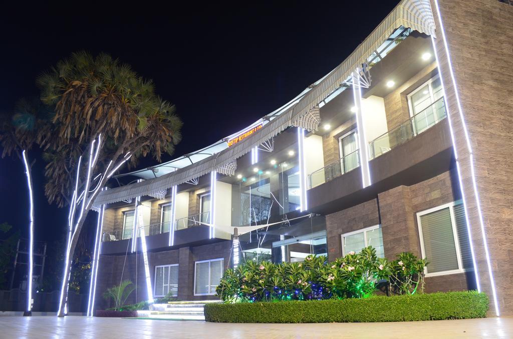 Kostamar Beach Resort Diu Exterior photo